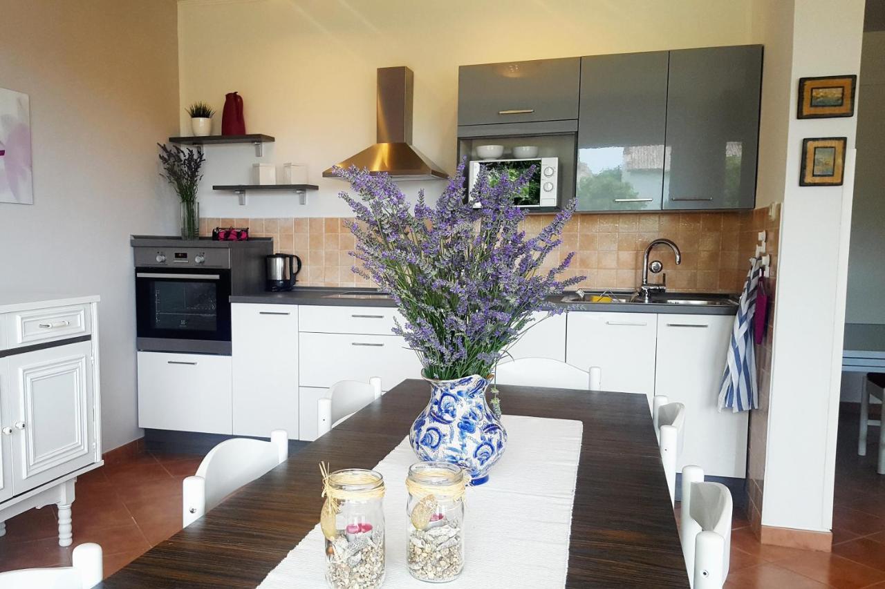 Apartments With A Parking Space Rab - 12383 Banjol Εξωτερικό φωτογραφία